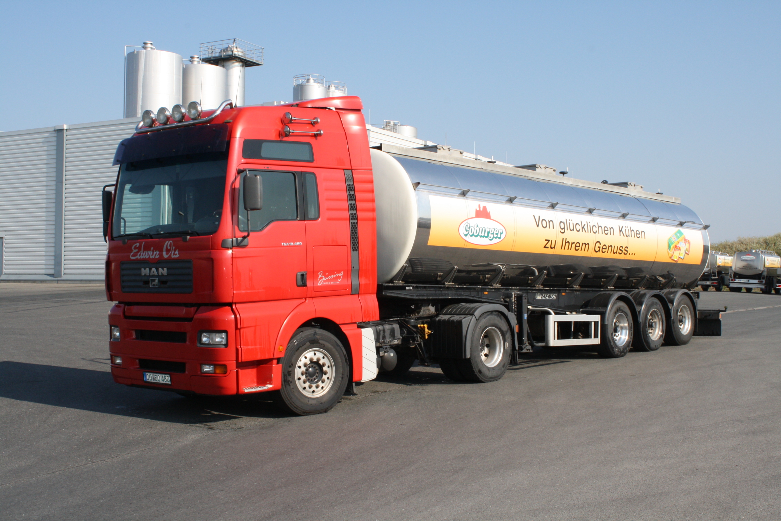 Es werden inzwischen täglich 1.000.000 Liter Milch verarbeitet.